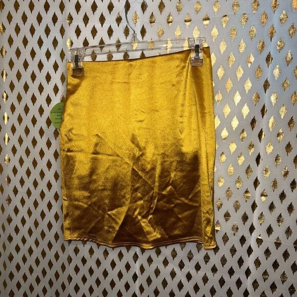 NWT Windsor formal Enchanting Timeless Beauty Wrap Mini Skirt Gold Size S - Picture 7 of 8